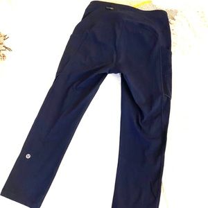 Lululemon Speed Up Tight 25” in Navy